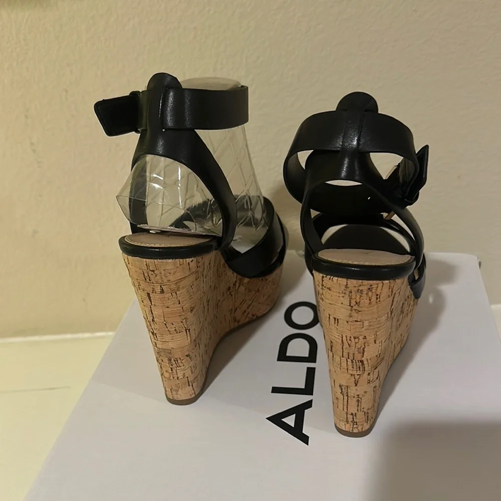 Aldo Black Platform Sandals Brand New - Picture 5 of 6